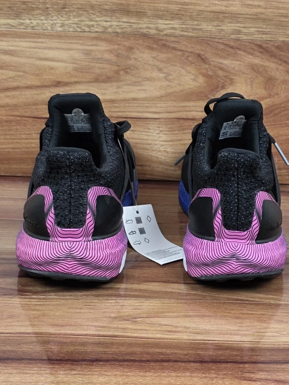 NEW Adidas Ultraboost DNA Men’s Size 8 Running Shoes Black Pink Blue GW4924